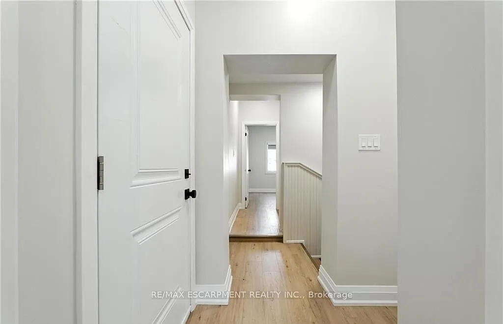 2 bed, $1,950 — Photo 4