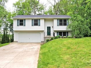 1814 Barnes Dr, Wooster, OH 44691