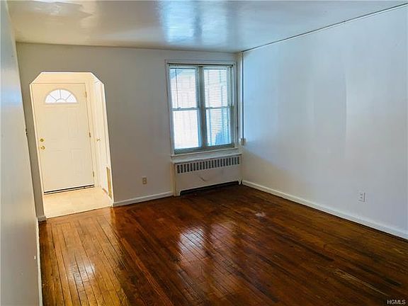 3rd image of 2961 Morgan Ave