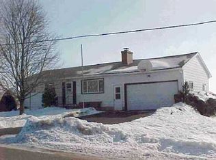 313 W Orange Rd, Waterloo, IA 50701