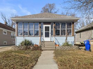 2906 73rd St, Kenosha, WI 53143