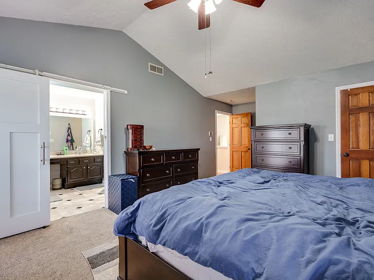 4078 Margate Dr — Photo 16