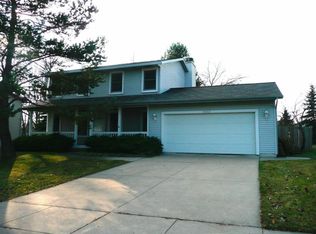 5413 Tyler St, Midland, MI 48642