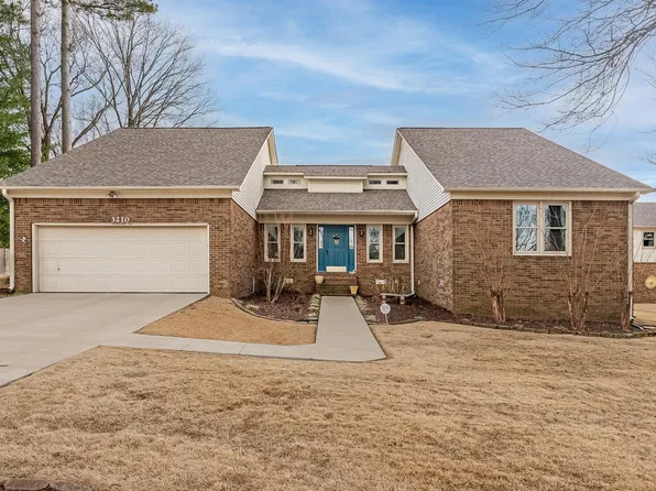 3210 Rosalee Rd, Jonesboro, AR 72404