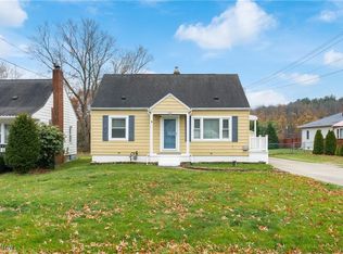 556 Kruger Ave, Akron, OH 44319