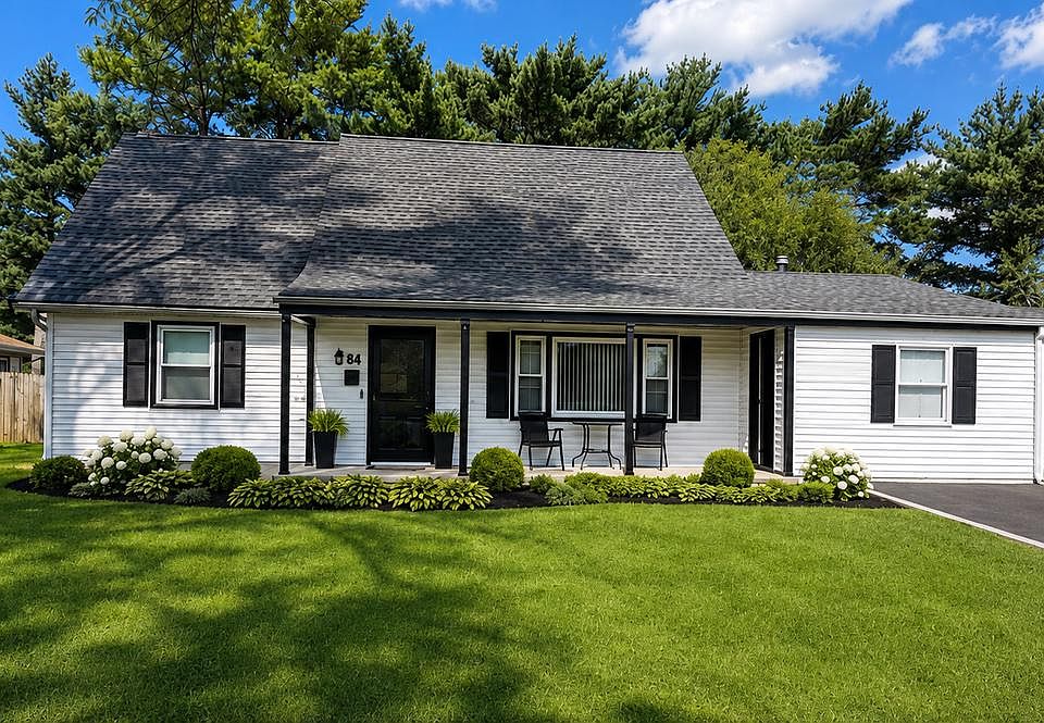 1st image of 84 Gaffney Ln