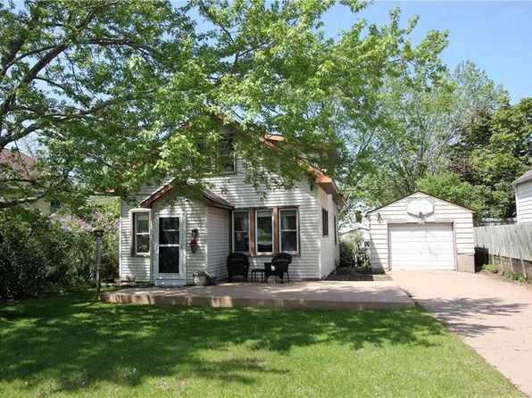 1504 Woodland Avenue, Eau Claire, WI 54701
