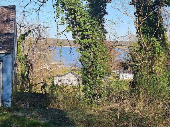 23404 Wilson Dr, Aquasco, MD 20608