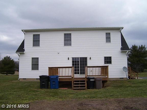 Exterior (Rear)