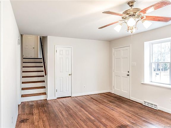 4th image of 6107 Halrose Ln