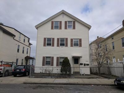 306 Division St, Fall River, MA, 02721