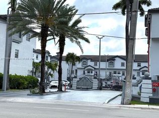 955 NW 82nd Ave APT 215-C, Miami, FL 33126