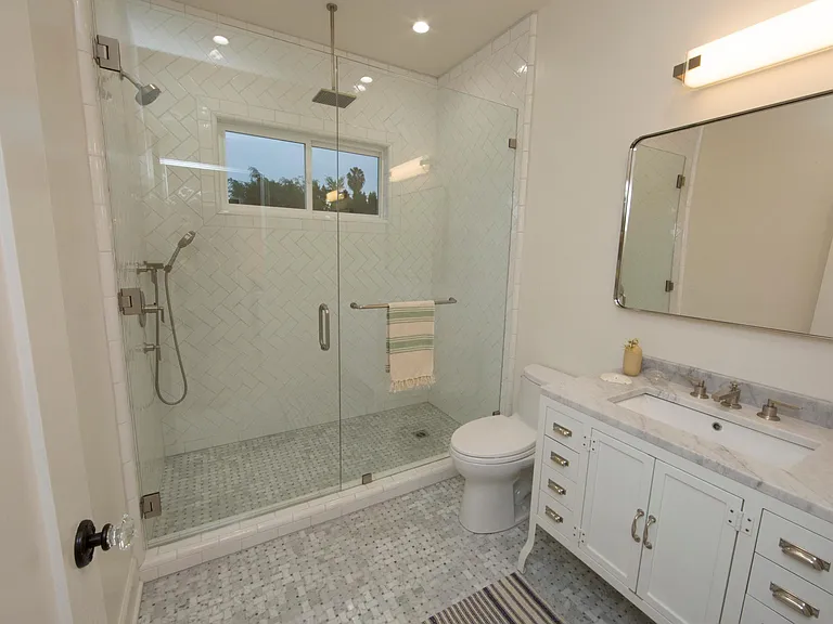 1023 N La Jolla Ave — Photo 13