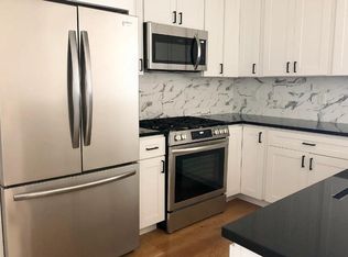 202-204 Warren St, Hudson, NY 12534