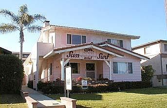 Vintage Staple of Redondo Beach