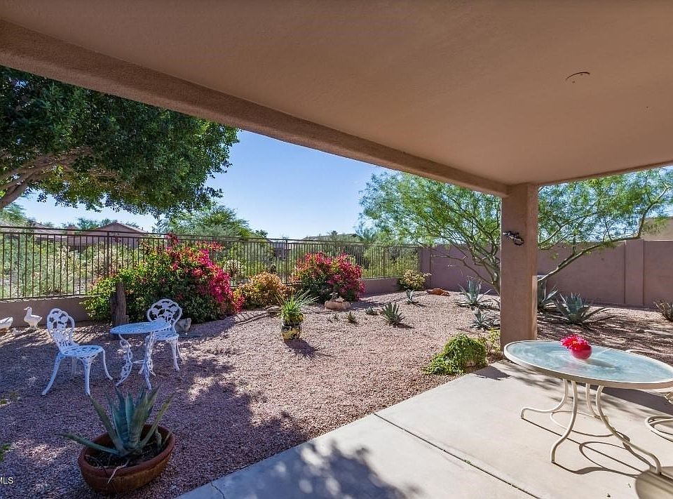 Backyard viewing Southwest