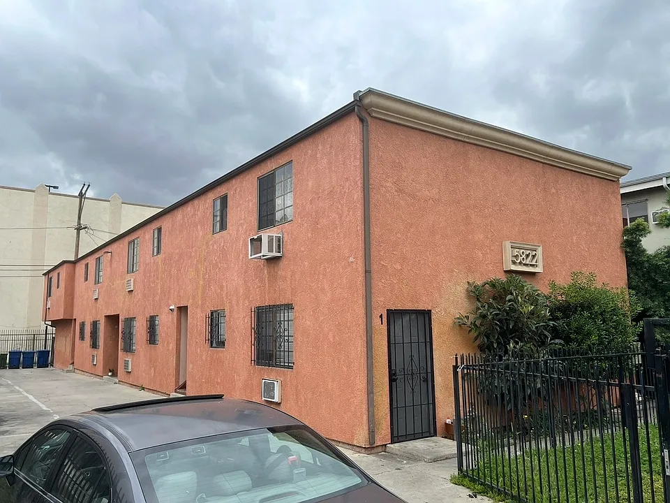5822 Gregory Ave #2