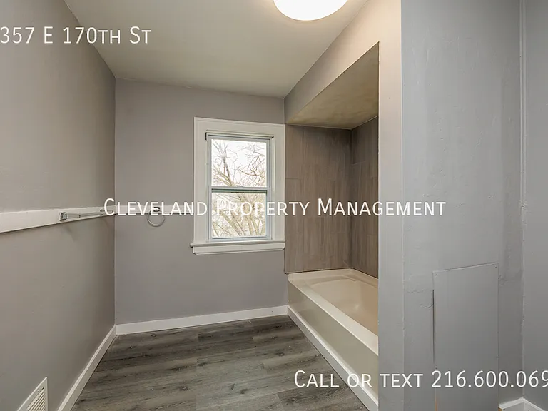 1357 E 170th St — Photo 14