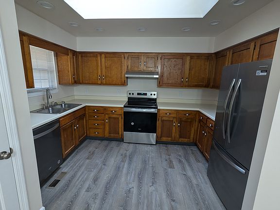 4th image of 4401 Katie Kim Ln
