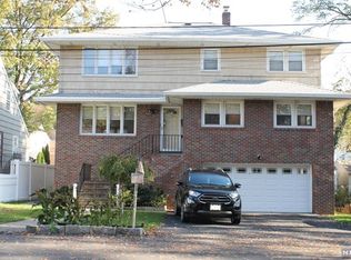542 Lloyd St UNIT 1A, Ridgefield, NJ 07657