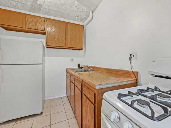 209 Clinton Avenue image 8 of 16