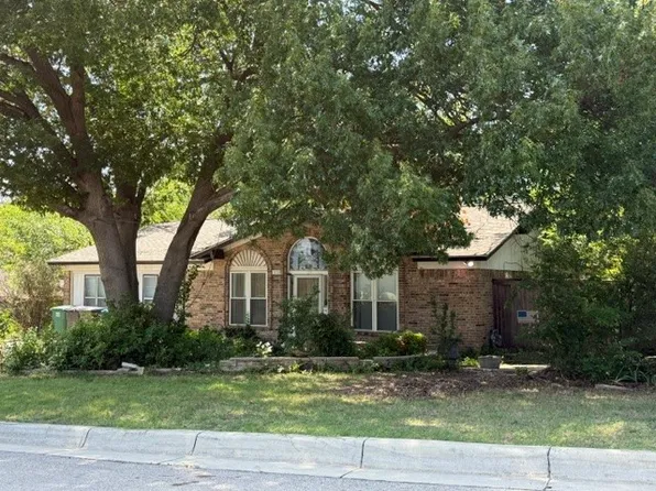 3228 Durango Rd, Fort Worth, TX 76116