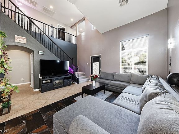 2nd image of 3917 Red Trumpet Ct