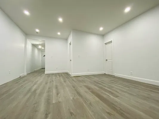 Rented by Blue Egg Realty Corp | media 3