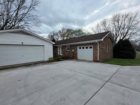 2nd image of 1587 Bypass Rd