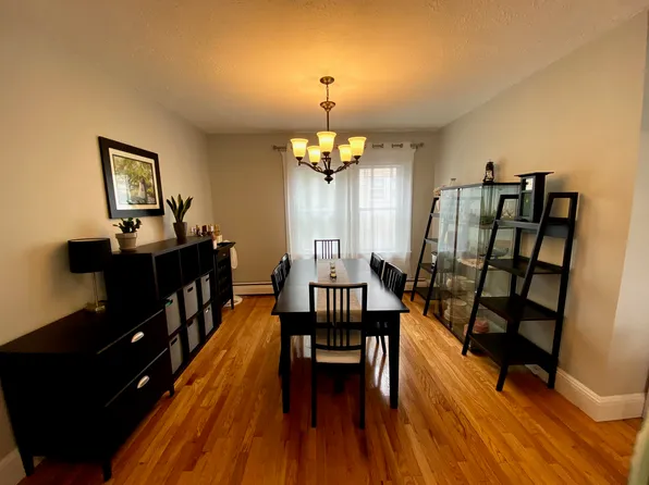 416 Baker St #1D, West Roxbury, MA 02132
