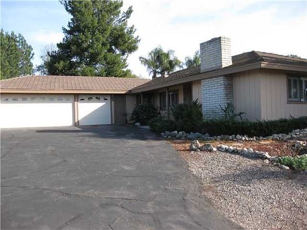 1st image of 15925 Wild Holly Ln
