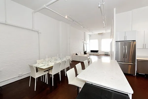 Rented by Eisenberg Exclusives | media 22