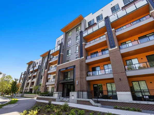 55 Klahanie Dr #621, Pt Moody, BC V3H 5K3