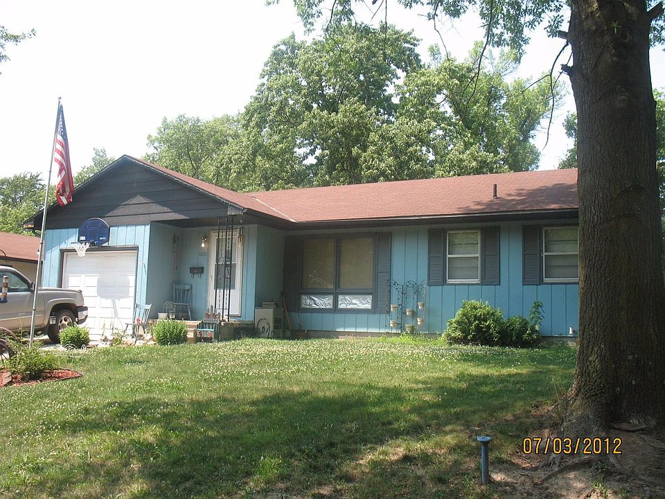 2nd image of 1020 Longwood Dr
