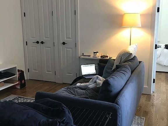 4th image of 249 Midwood St #1A