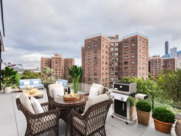 218 Front Street image 1 of 48