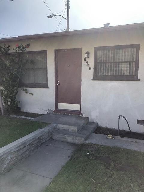 1st image of 1744 N Allen Ave