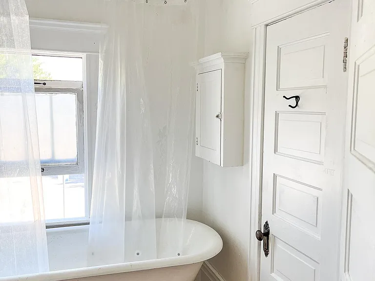1605 W Resseguie St #2 — Photo 11