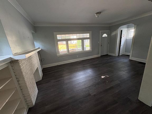 4th image of 4621 Denmark Ave