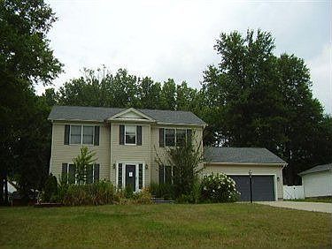1st image of 1010 Red Oak Dr
