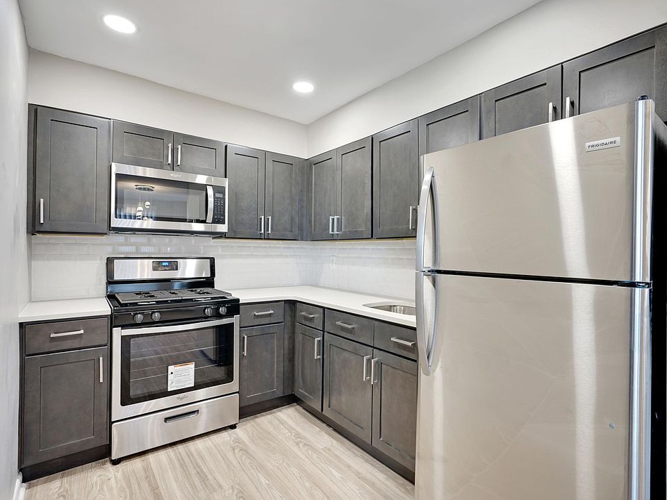 1st image of 7801 Algon Ave #111