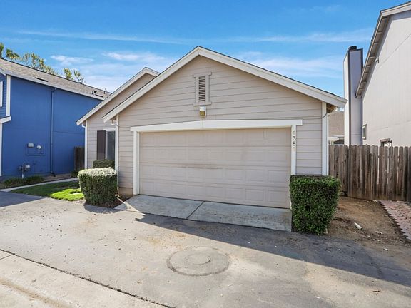 2nd image of 6386 Laguna Mirage Ln