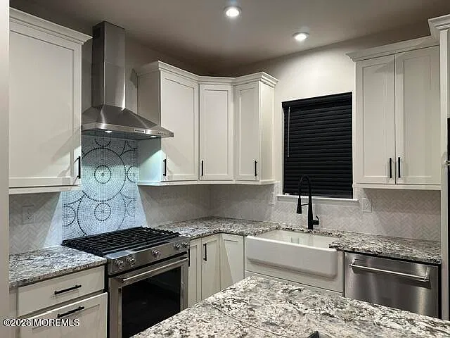3 bed, 2.5 bath, 1859 sqft, $4,500 — Photo 3