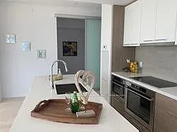 488 University Ave #2110 — Photo 8