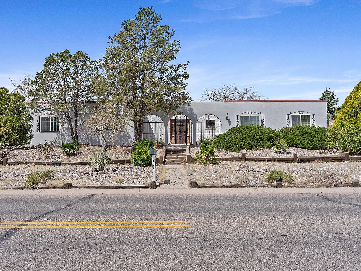 675 Lisbon Ave SE, Rio Rancho, NM 87124 | Zillow