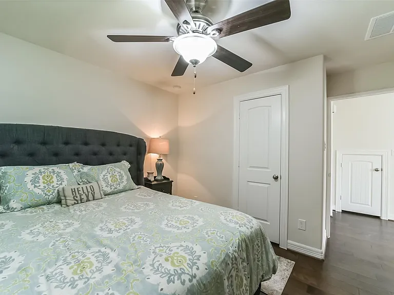 1517 Miles Oaks Pl — Photo 34