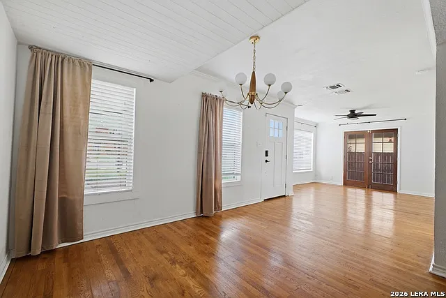 418 Nassau Dr — Photo 8