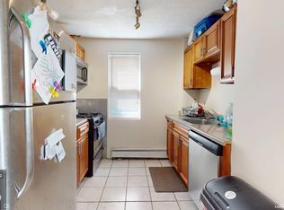 27 Mount Vernon St #1, Somerville, MA 02145