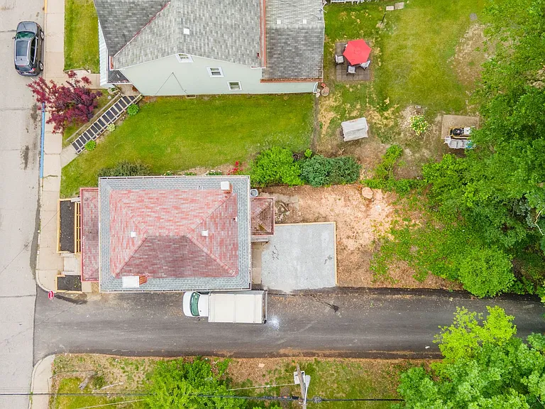 1614 Concordia St — Photo 10
