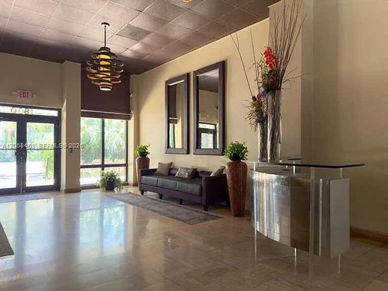 1800 Collins Avenue Cu #3H — Photo 32